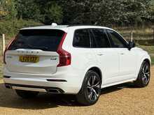Volvo XC90 B5 MHEV R-Design