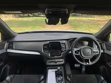 Volvo XC90 B5 MHEV R-Design