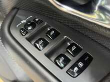 Volvo XC90 B5 MHEV R-Design