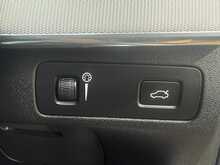 Volvo XC90 B5 MHEV R-Design