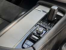 Volvo XC90 B5 MHEV R-Design