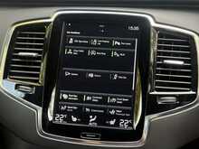 Volvo XC90 B5 MHEV R-Design