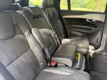 Volvo XC90 B5 MHEV R-Design