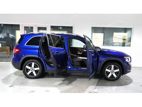 Mercedes-Benz Glb 200 D 4Matic Premium 2.0 5dr Estate Automatic Diesel