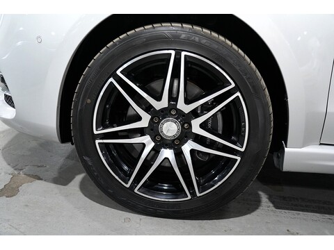 Mercedes-Benz V 220 D Amg Line L 2.2 5dr Mpv Automatic Diesel