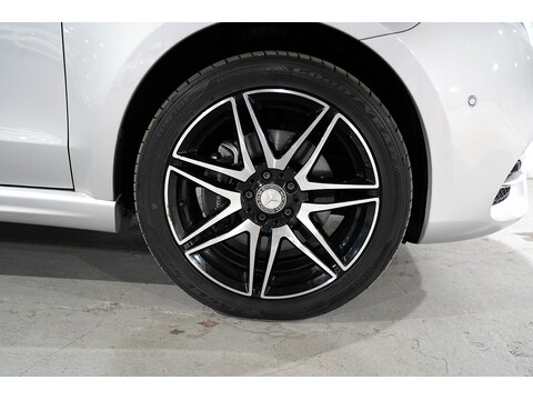 Mercedes-Benz V 220 D Amg Line L 2.2 5dr Mpv Automatic Diesel