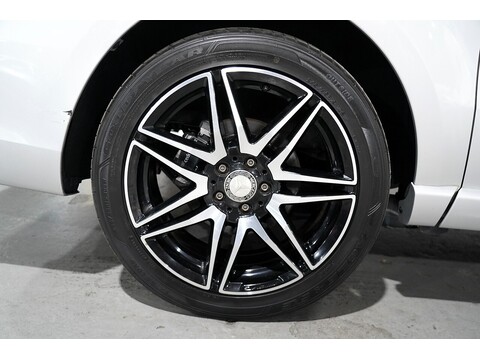 Mercedes-Benz V 220 D Amg Line L 2.2 5dr Mpv Automatic Diesel