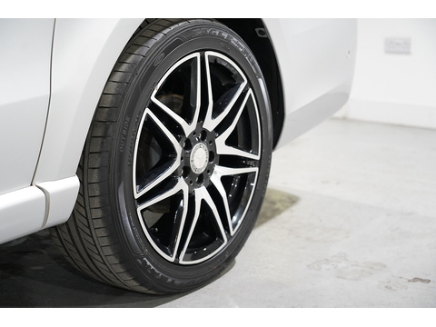 Mercedes-Benz V 220 D Amg Line L 2.2 5dr Mpv Automatic Diesel