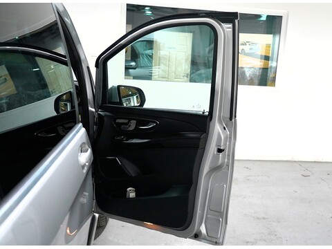 Mercedes-Benz V 220 D Amg Line L 2.2 5dr Mpv Automatic Diesel