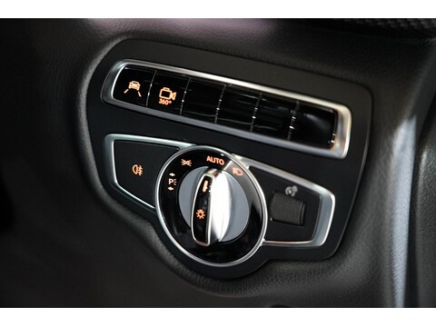 Mercedes-Benz V 220 D Amg Line L 2.2 5dr Mpv Automatic Diesel
