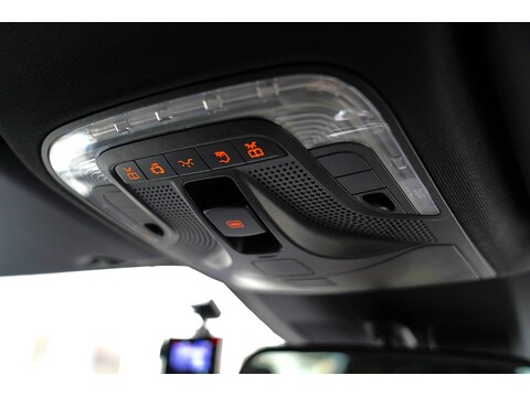 Mercedes-Benz V 220 D Amg Line L 2.2 5dr Mpv Automatic Diesel