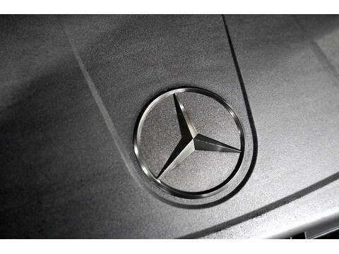 Mercedes-Benz V 220 D Amg Line L 2.2 5dr Mpv Automatic Diesel