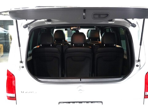 Mercedes-Benz V 220 D Amg Line L 2.2 5dr Mpv Automatic Diesel