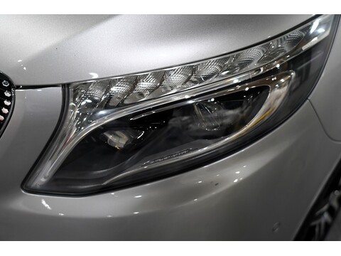 Mercedes-Benz V 220 D Amg Line L 2.2 5dr Mpv Automatic Diesel