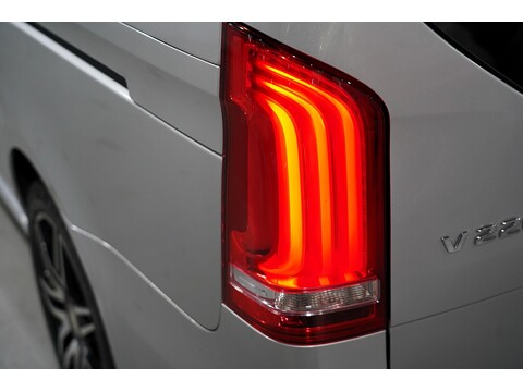 Mercedes-Benz V 220 D Amg Line L 2.2 5dr Mpv Automatic Diesel