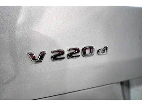 Mercedes-Benz V 220 D Amg Line L 2.2 5dr Mpv Automatic Diesel