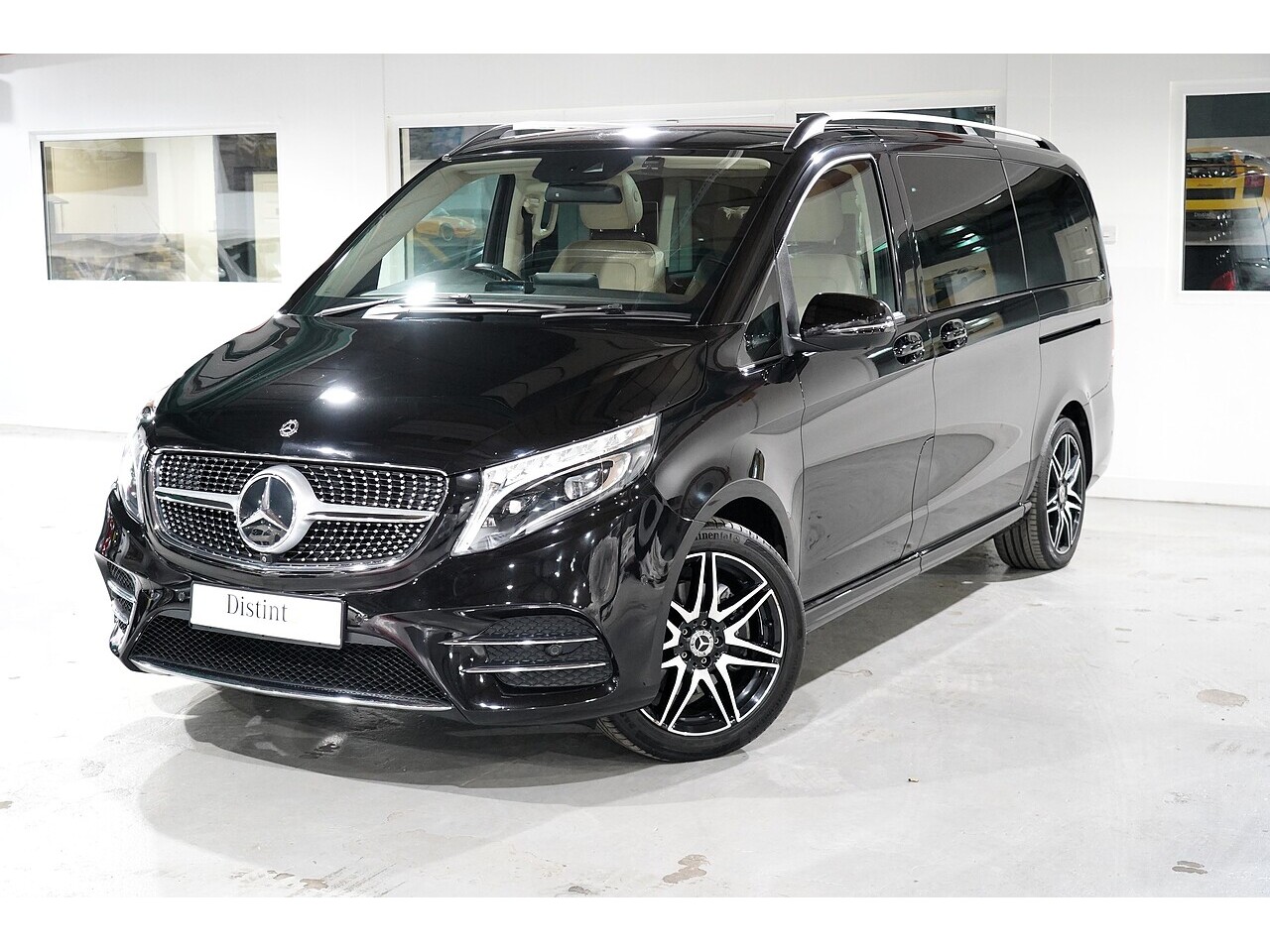 Mercedes-Benz V 220 D Amg Line L 2.2 5dr Mpv Automatic Diesel