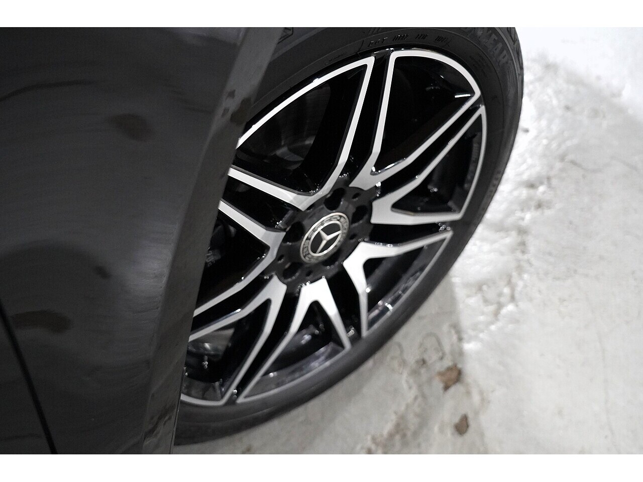 Mercedes-Benz V 220 D Amg Line L 2.2 5dr Mpv Automatic Diesel