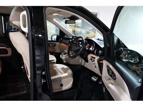 Mercedes-Benz V 220 D Amg Line L 2.2 5dr Mpv Automatic Diesel