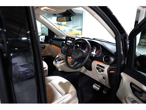 Mercedes-Benz V 220 D Amg Line L 2.2 5dr Mpv Automatic Diesel