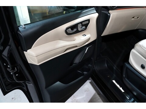 Mercedes-Benz V 220 D Amg Line L 2.2 5dr Mpv Automatic Diesel