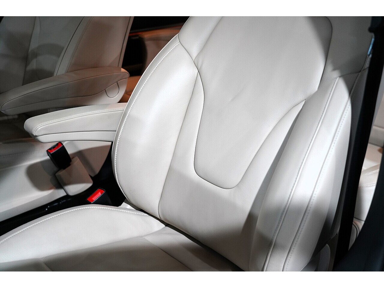 Mercedes-Benz V 220 D Amg Line L 2.2 5dr Mpv Automatic Diesel