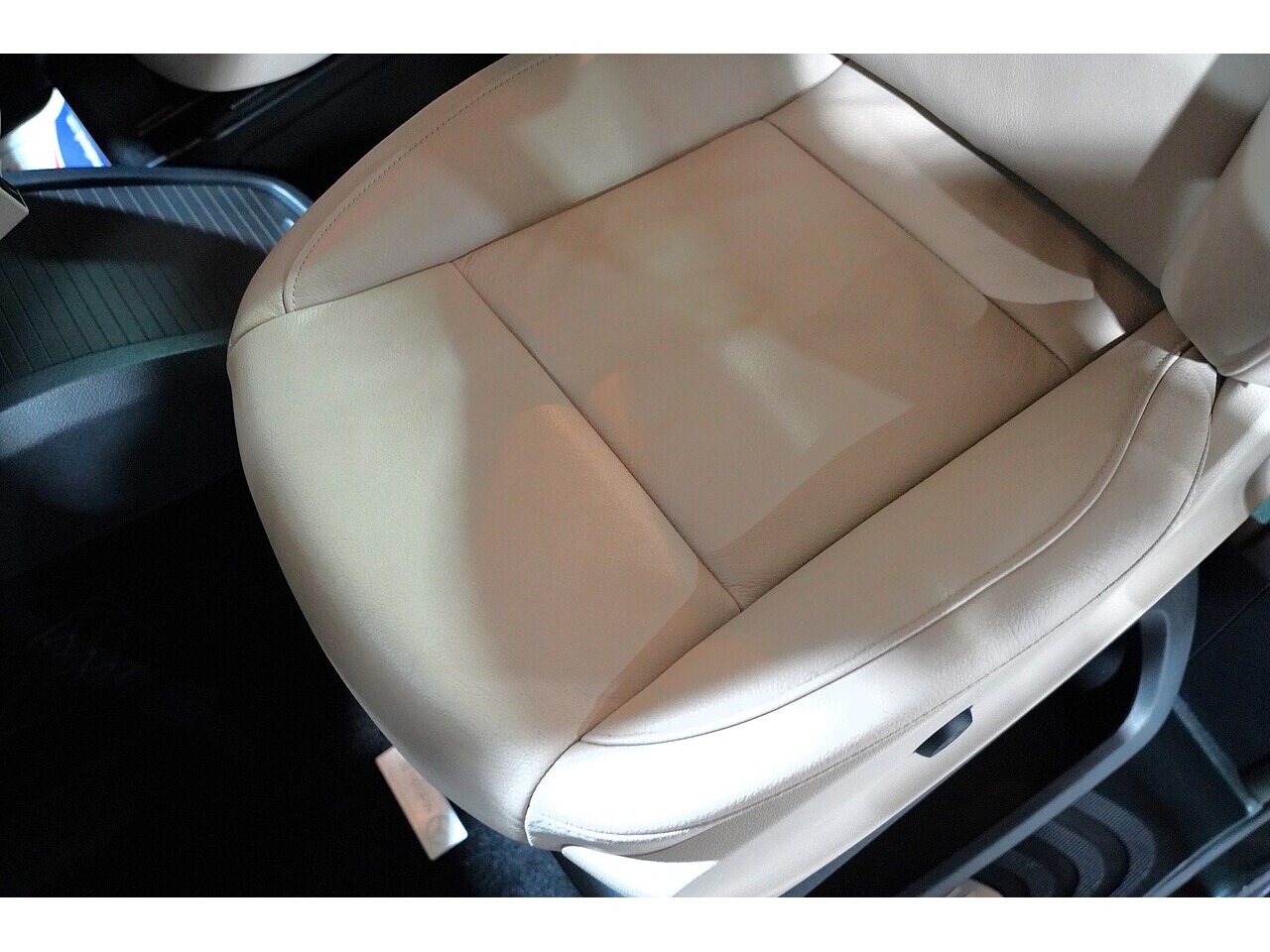 Mercedes-Benz V 220 D Amg Line L 2.2 5dr Mpv Automatic Diesel