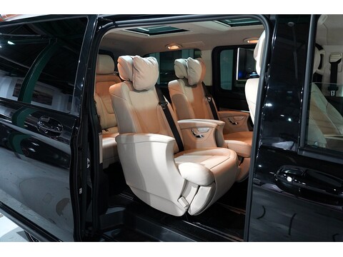 Mercedes-Benz V 220 D Amg Line L 2.2 5dr Mpv Automatic Diesel