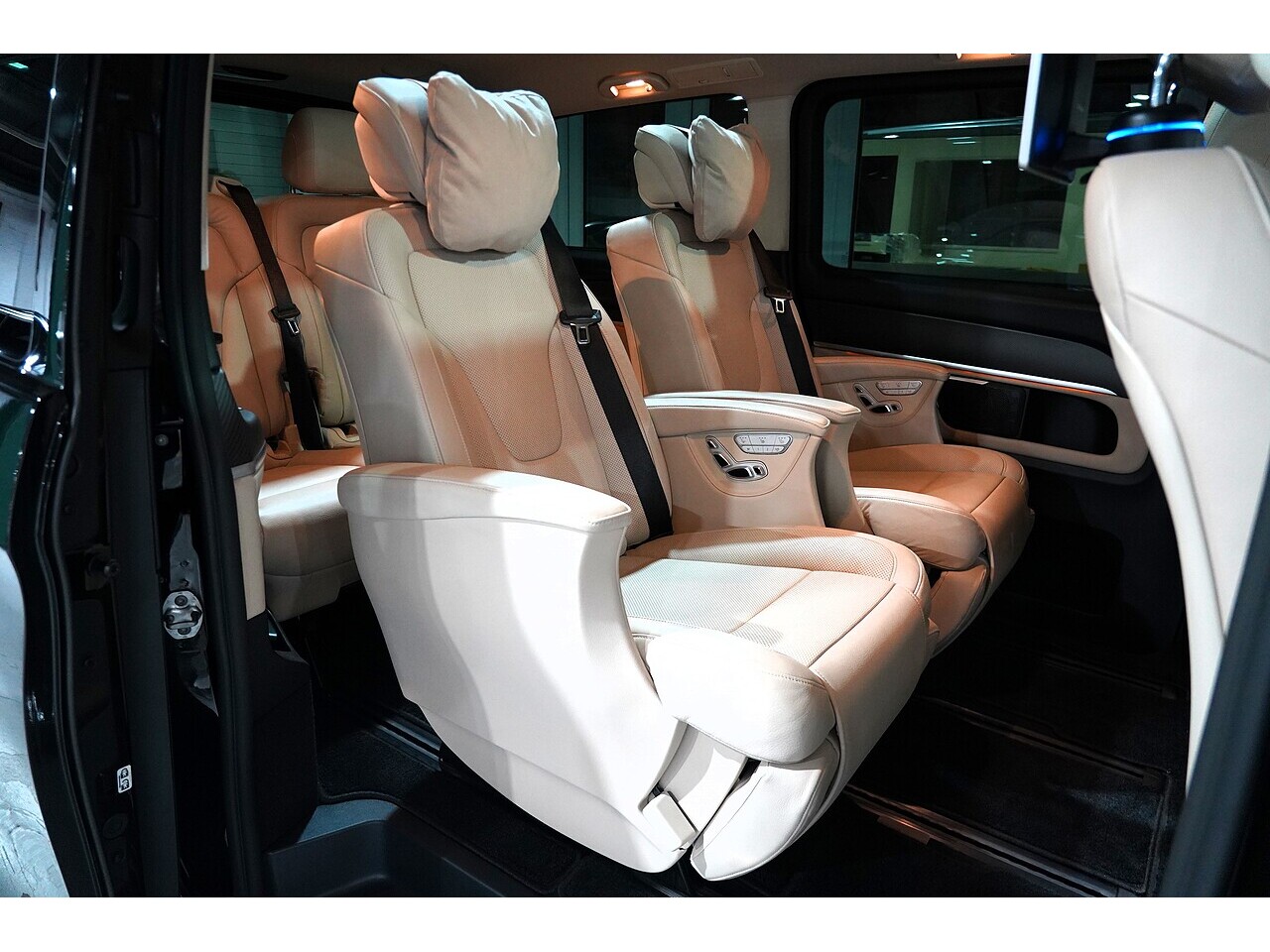 Mercedes-Benz V 220 D Amg Line L 2.2 5dr Mpv Automatic Diesel