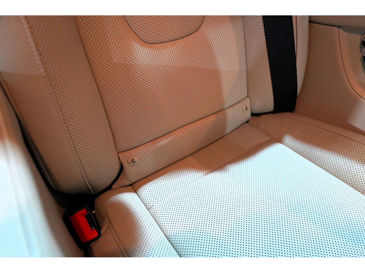 Mercedes-Benz V 220 D Amg Line L 2.2 5dr Mpv Automatic Diesel