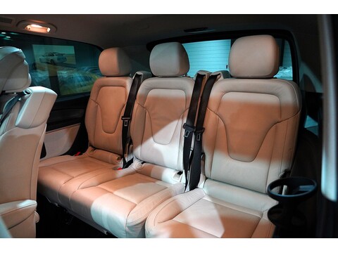 Mercedes-Benz V 220 D Amg Line L 2.2 5dr Mpv Automatic Diesel