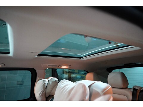 Mercedes-Benz V 220 D Amg Line L 2.2 5dr Mpv Automatic Diesel