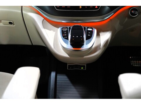 Mercedes-Benz V 220 D Amg Line L 2.2 5dr Mpv Automatic Diesel