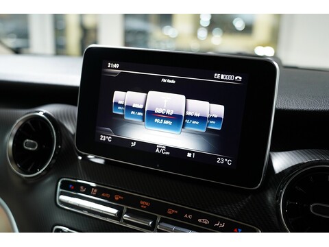 Mercedes-Benz V 220 D Amg Line L 2.2 5dr Mpv Automatic Diesel