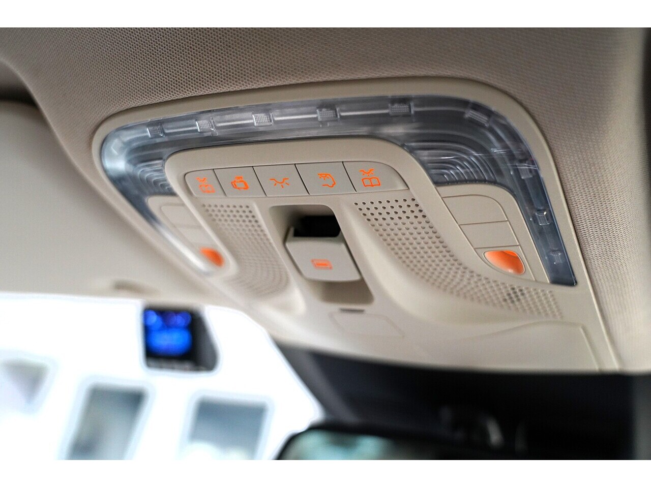 Mercedes-Benz V 220 D Amg Line L 2.2 5dr Mpv Automatic Diesel