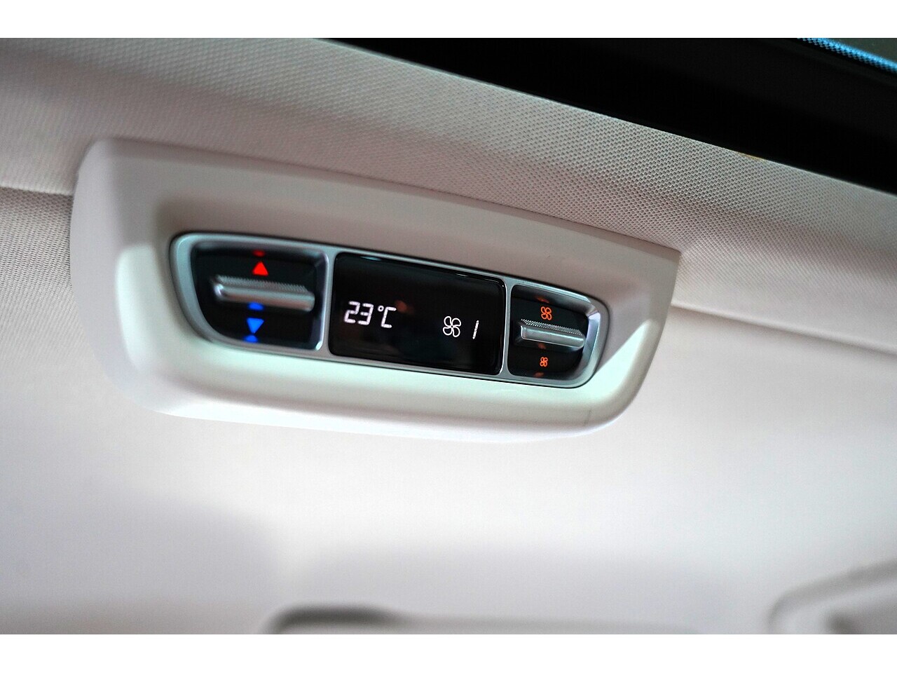 Mercedes-Benz V 220 D Amg Line L 2.2 5dr Mpv Automatic Diesel