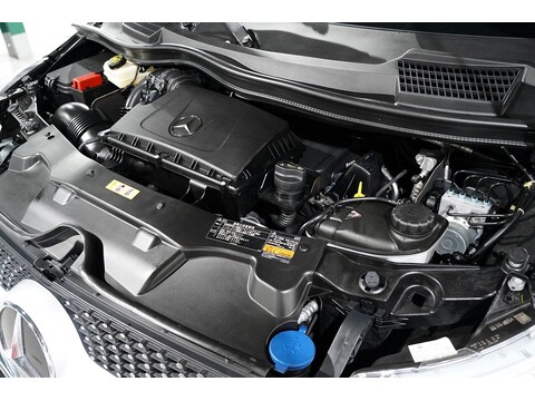 Mercedes-Benz V 220 D Amg Line L 2.2 5dr Mpv Automatic Diesel