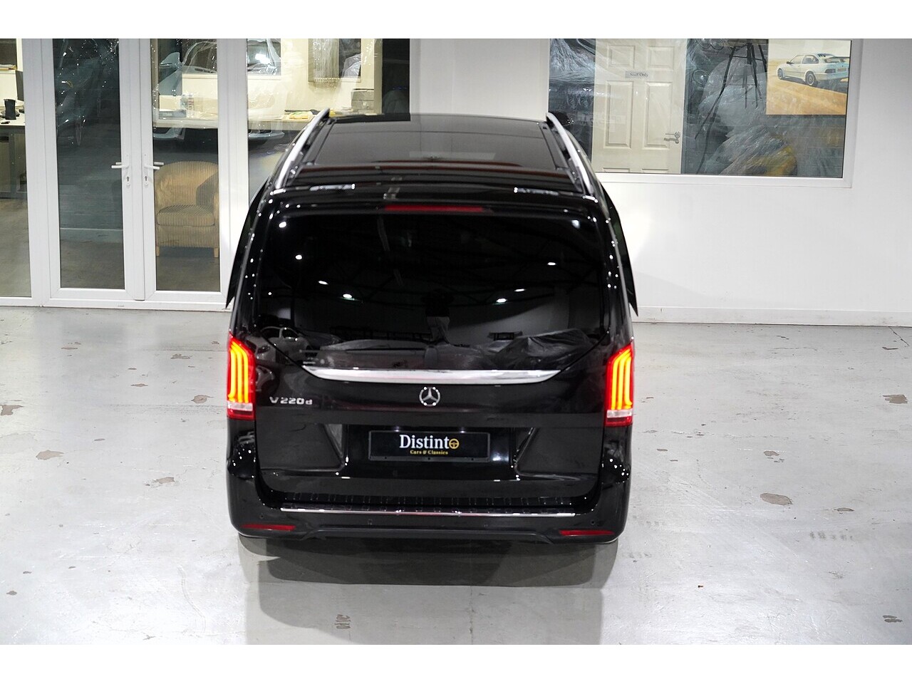 Mercedes-Benz V 220 D Amg Line L 2.2 5dr Mpv Automatic Diesel