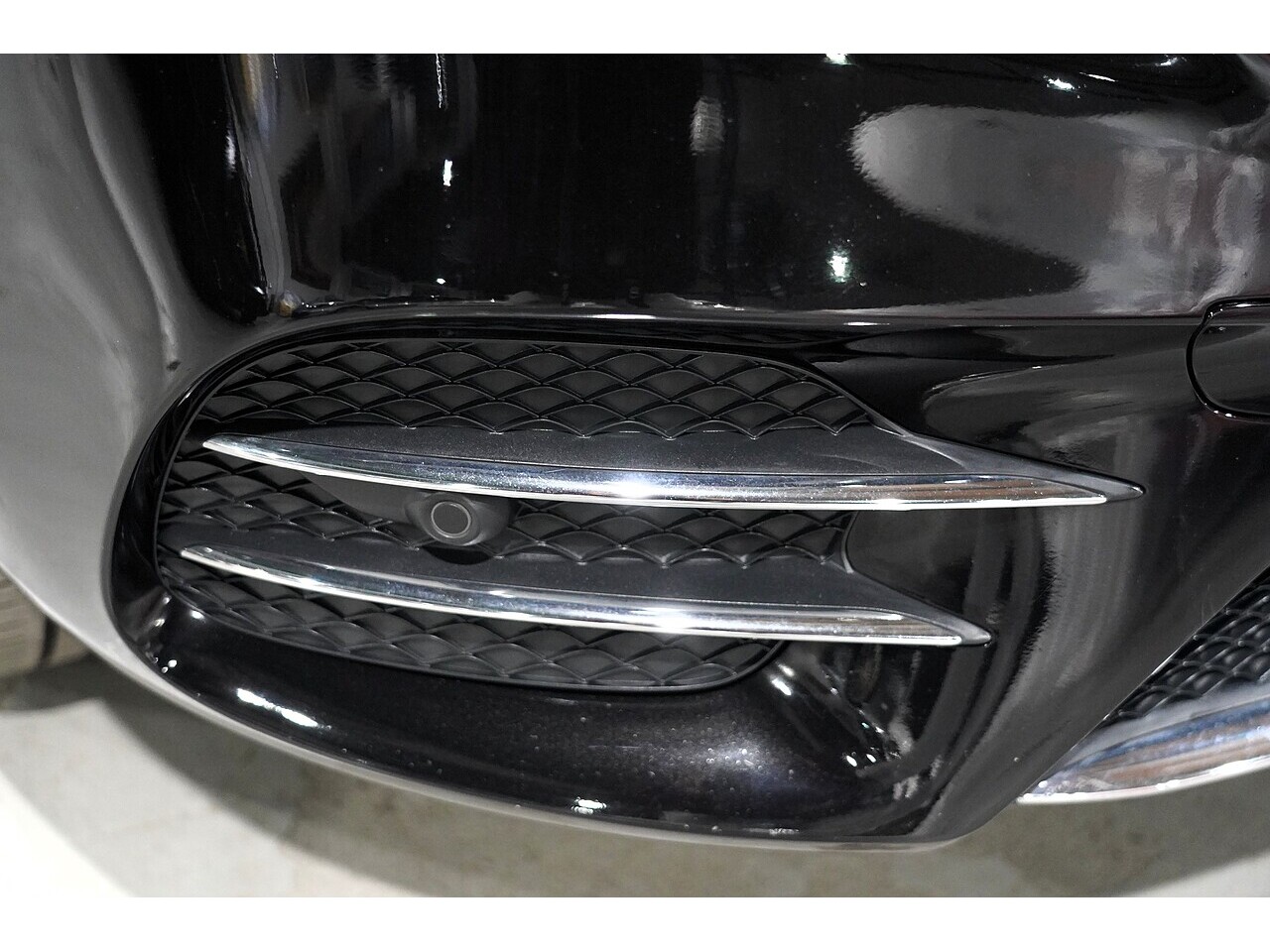 Mercedes-Benz V 220 D Amg Line L 2.2 5dr Mpv Automatic Diesel