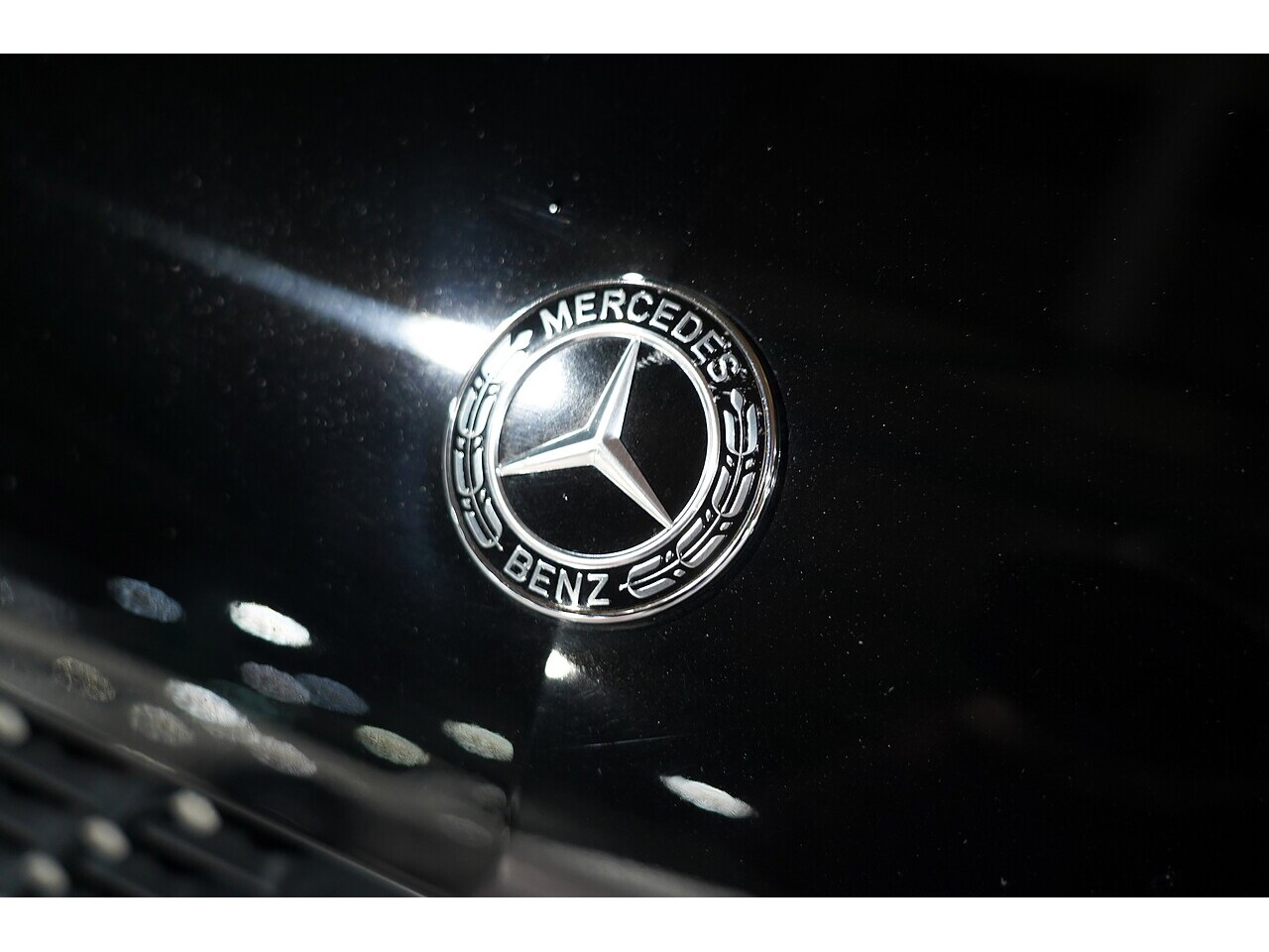 Mercedes-Benz V 220 D Amg Line L 2.2 5dr Mpv Automatic Diesel