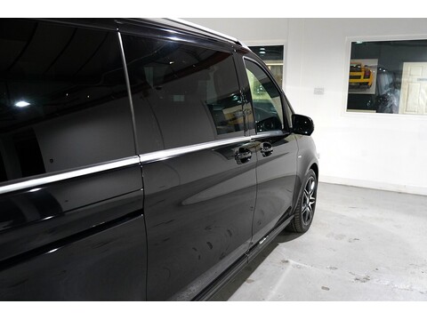 Mercedes-Benz V 220 D Amg Line L 2.2 5dr Mpv Automatic Diesel