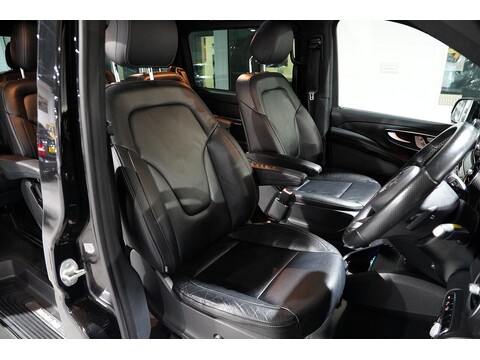 Mercedes-Benz V 220 D Amg Line L 2.2 5dr Mpv Automatic Diesel