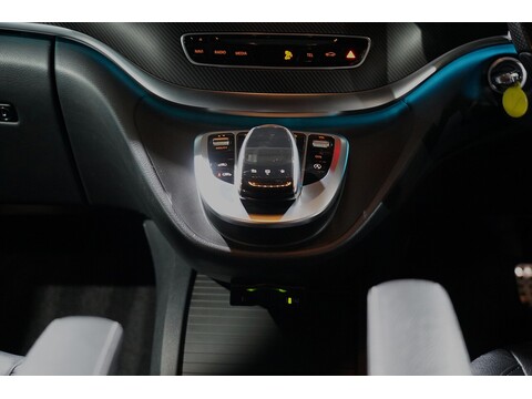 Mercedes-Benz V 220 D Amg Line L 2.2 5dr Mpv Automatic Diesel