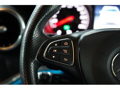 Mercedes-Benz V 220 D Amg Line L 2.2 5dr Mpv Automatic Diesel