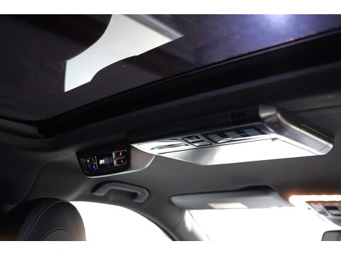 Mercedes-Benz V 220 D Amg Line L 2.2 5dr Mpv Automatic Diesel