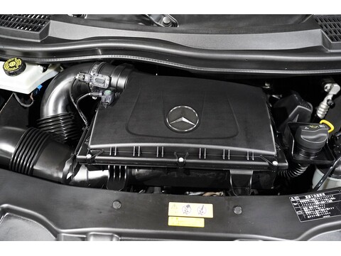 Mercedes-Benz V 220 D Amg Line L 2.2 5dr Mpv Automatic Diesel
