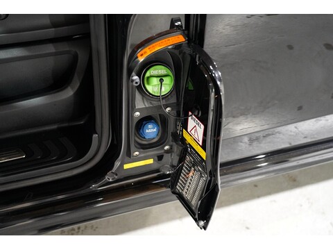 Mercedes-Benz V 220 D Amg Line L 2.2 5dr Mpv Automatic Diesel