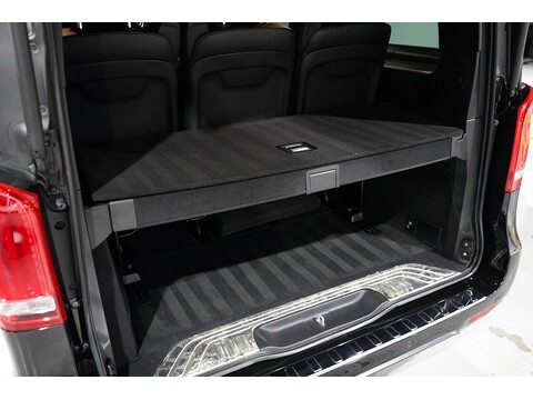 Mercedes-Benz V 220 D Amg Line L 2.2 5dr Mpv Automatic Diesel