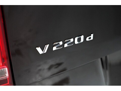 Mercedes-Benz V 220 D Amg Line L 2.2 5dr Mpv Automatic Diesel