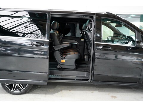 Mercedes-Benz V 220 D Amg Line L 2.2 5dr Mpv Automatic Diesel